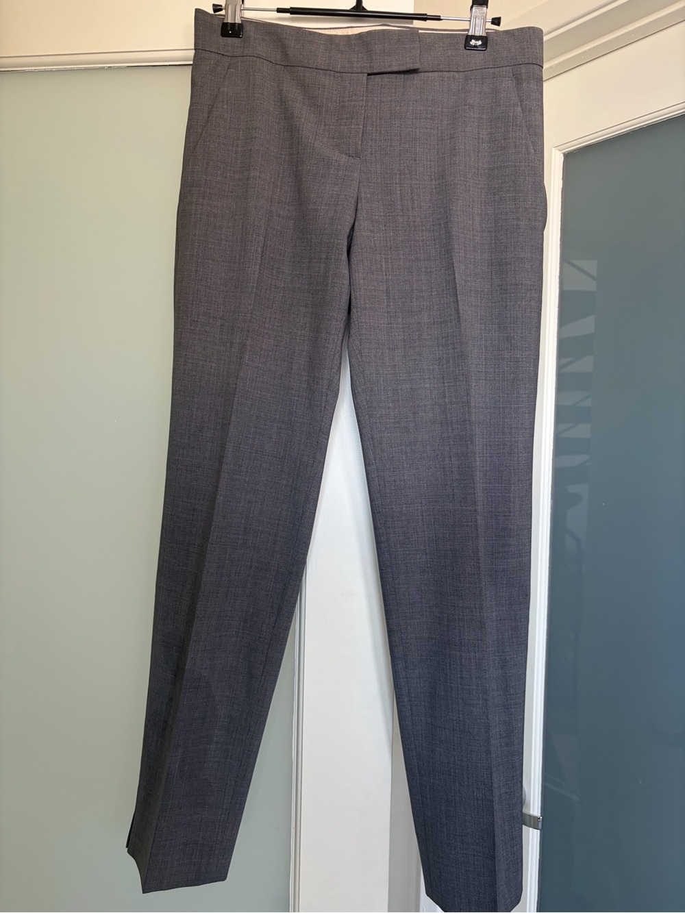 Theory Ibbey Tailor Gray women’s pants Trousers wool blend size 2
